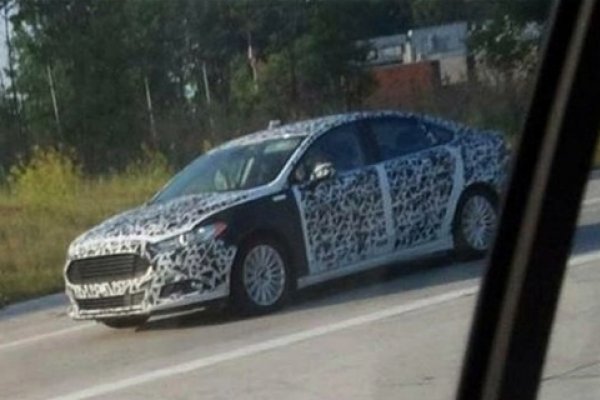 Novo Fusion é flagrado por revista americana