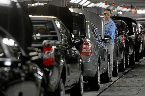 TOTAL DE CARROS ENVOLVIDOS EM RECALL TRIPLICA EM 2015