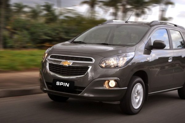Chevrolet lança minivan Spin por R$ 44.590