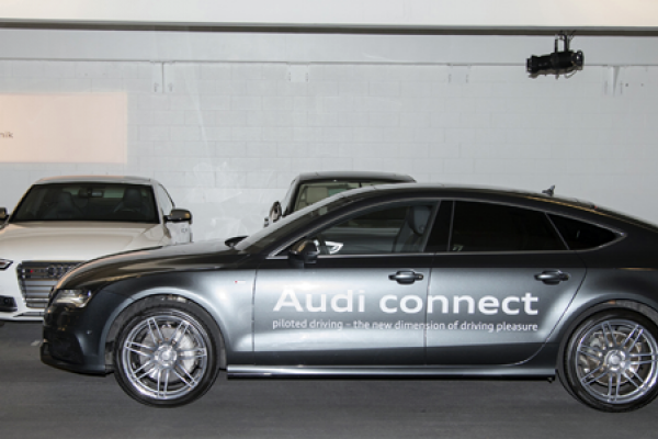 AUDI CRIA "MANOBRISTA VIRTUAL" PARA LEVAR E TRAZER A7 PARA O DONO