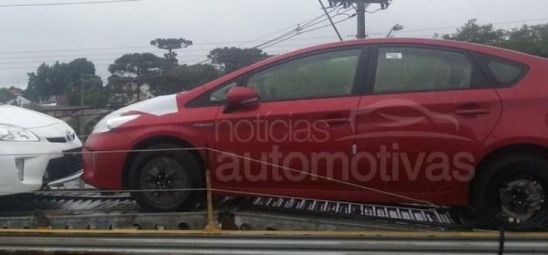 Toyota Prius já está chegando aos concessionários com unidade de test drive