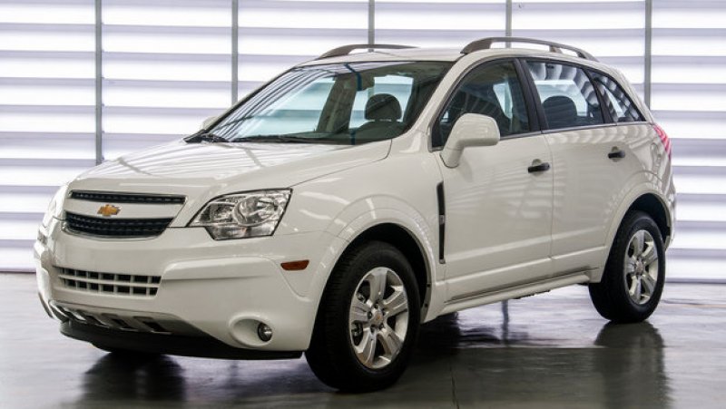 GM LANÇA CAPTIVA 2014