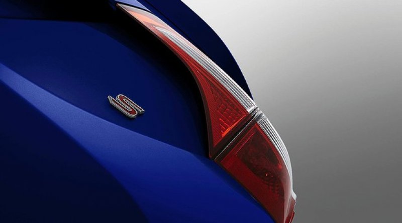 TOYOTA REVELA TEASER DO COROLLA 2014