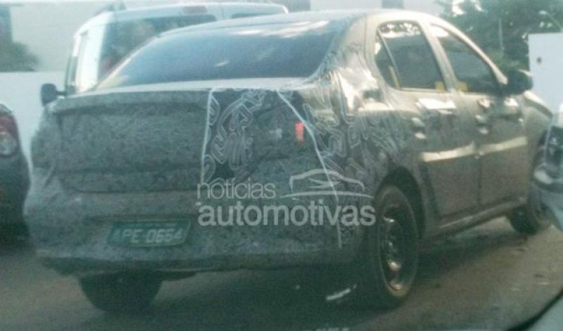 EXCLUSIVO: FLAGRAMOS O NOVO LOGAN JÁ EM TESTES NO BRASIL