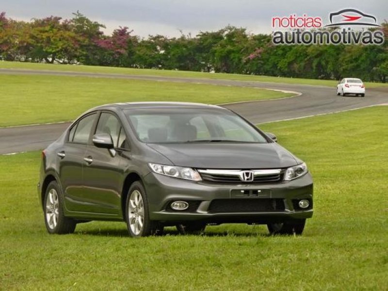 Honda vai antecipar chegada do Civic 2.0 para Janeiro