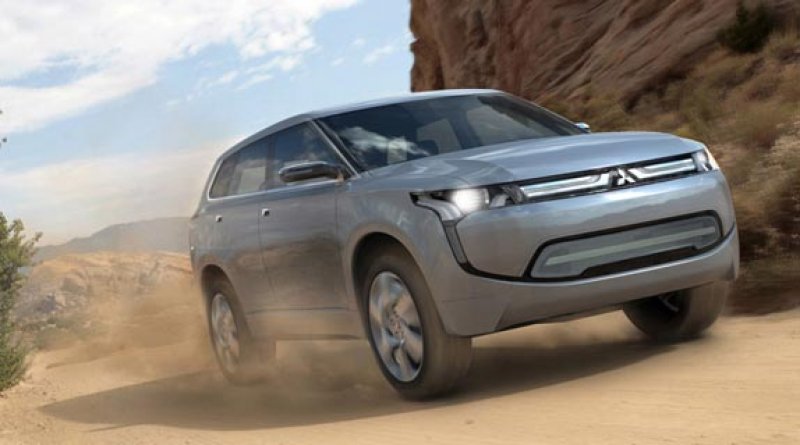 Mitsubishi apresentará Outlander híbrido em Paris