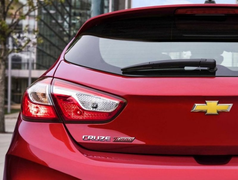 CHEVROLET CONFIRMA NOVA GERAÇÃO DO CRUZE SPORT6 NO SALÃO DE SP