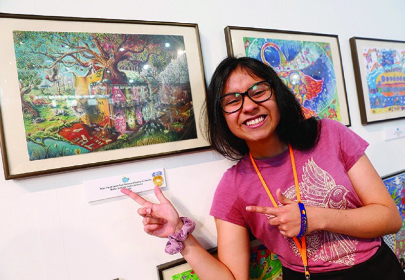 ESTUDANTE BRASILEIRA GANHA OURO EM CONCURSO CULTURAL DA TOYOTA