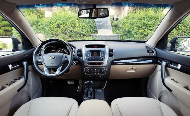 Kia revela interior e dados técnicos do novo Sorento