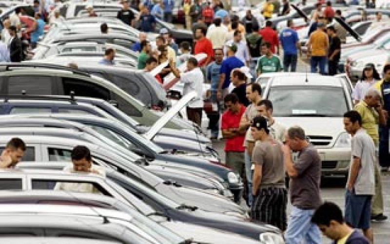 Fenabrave confirma recorde histórico em vendas de carros em agosto