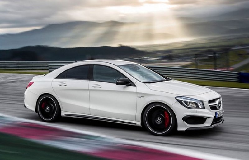 VAZAM IMAGENS DO MERCEDES CLA45 AMG