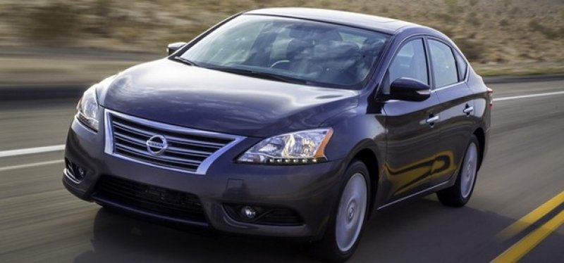 NOVO NISSAN SENTRA É FLAGRADO EM TESTES NO BRASIL