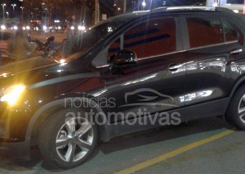 CHEVROLET TRACKER É VISTO MAIS UMA VEZ EM SÃO PAULO