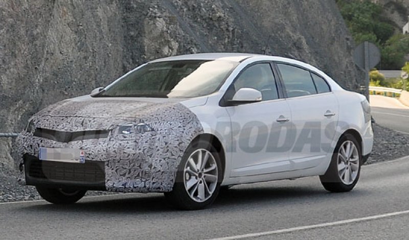 Renault Fluence ganhará novo visual