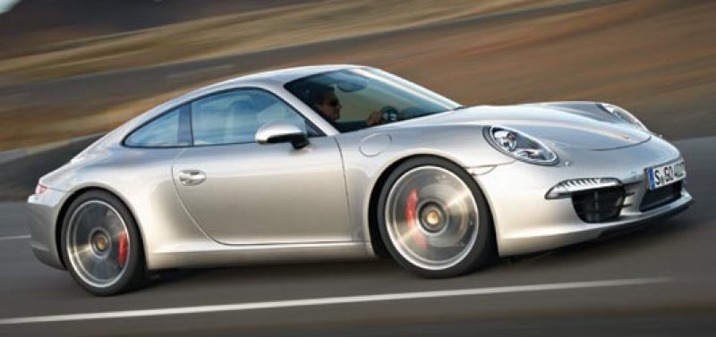 Novo Porsche 911 começa a ser vendido no Brasil