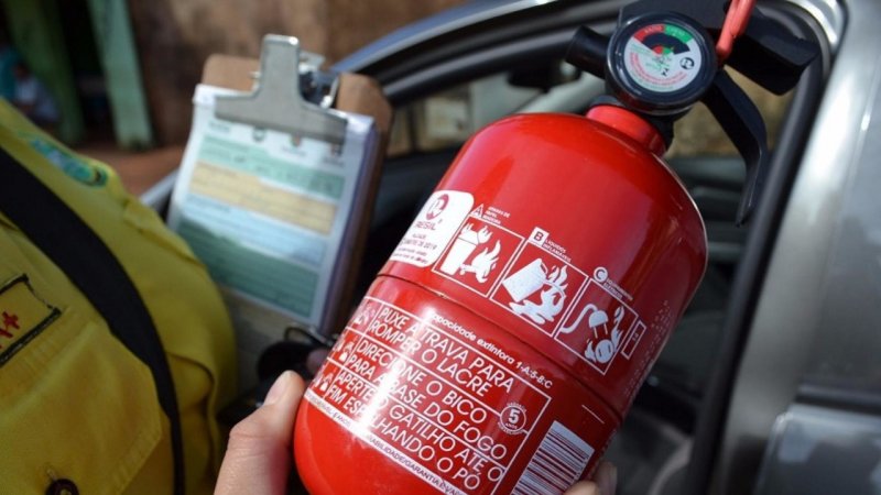 OBRIGATORIEDADE DOS EXTINTORES PODE VOLTAR A VALER NO BRASIL