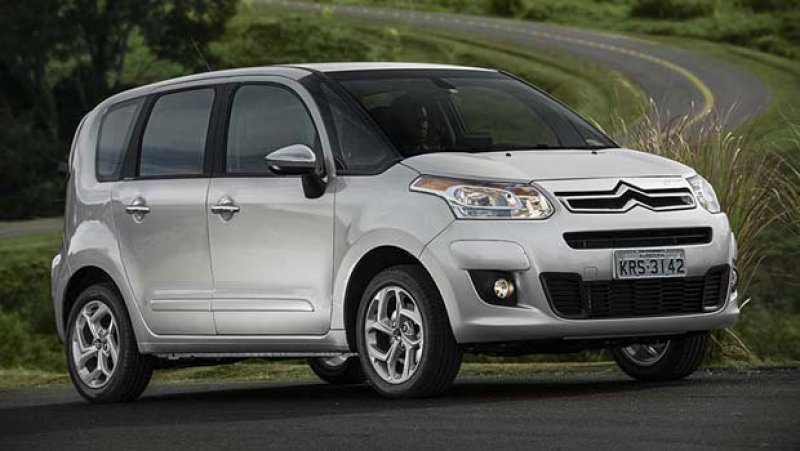C3 PICASSO E AIRCROSS 2015 SÃO MOSTRADOS PELA CITROËN