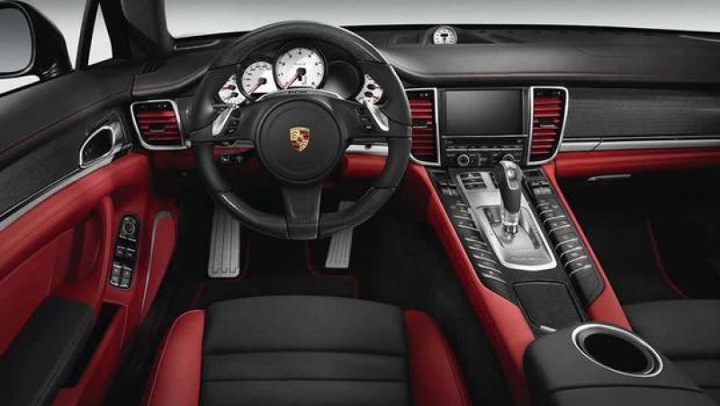 PORSCHE EXCLUSIVE CUSTOMIZA PANAMERA TURBO S