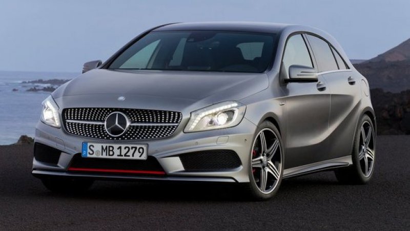 MERCEDES-BENZ TERÁ FÁBRICA NO BRASIL