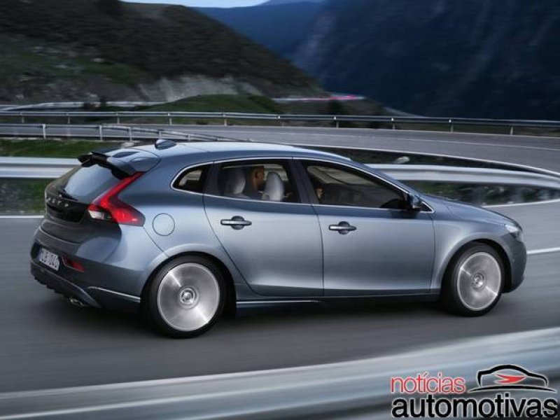 VOLVO QUER RIVAL PARA O GOLF 7
