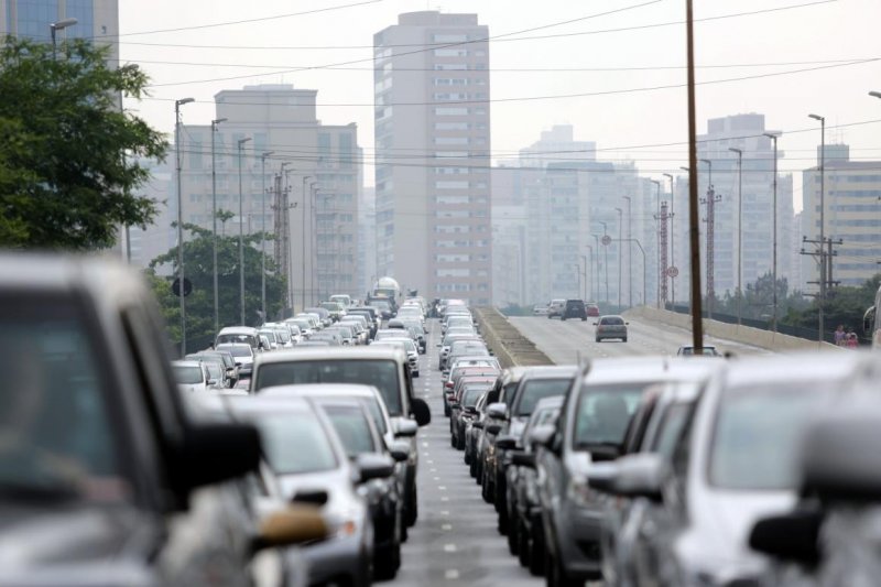 Licenciamento obrigatório começa em abril para placas final 1