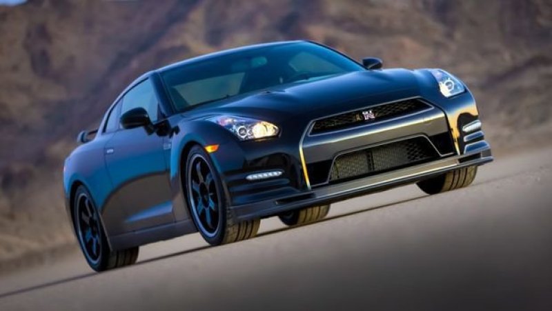 NISSAN GT-R NISMO PODE QUEBRAR RECORDE DE ACELERAÇÃO