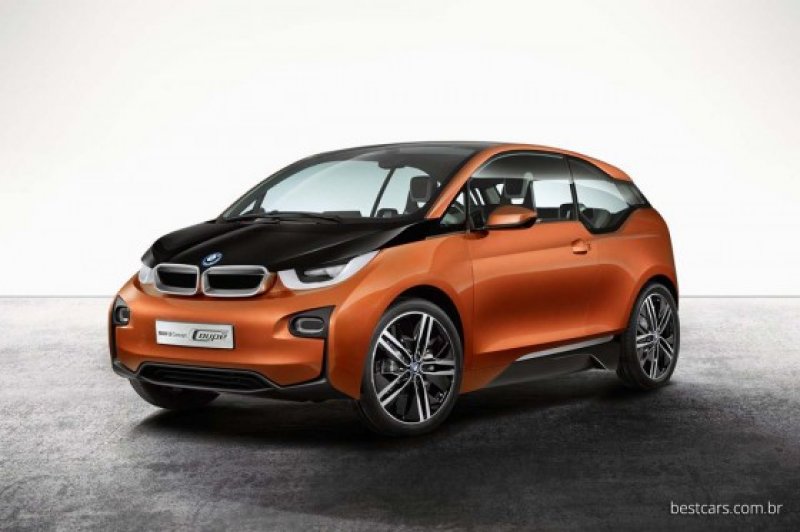 BMW I-3, elétrico, aparece em versão de três portas