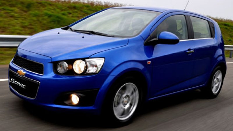 Modelo vem importado da Coreia e a versão hatch custa a partir de R$ 46.200