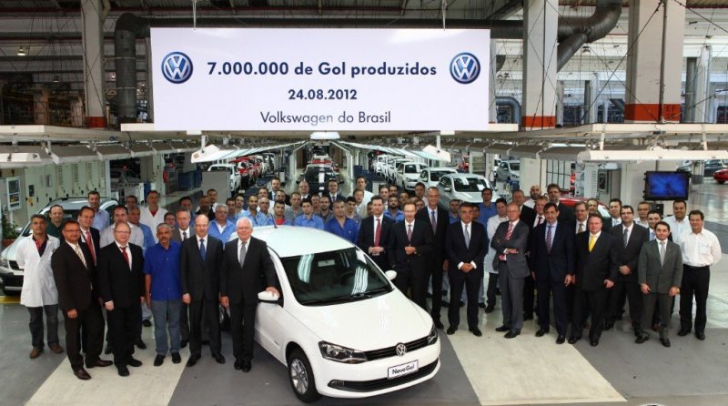 VW Gol: Líder chega aos 7 milhões produzidos com visual renovado