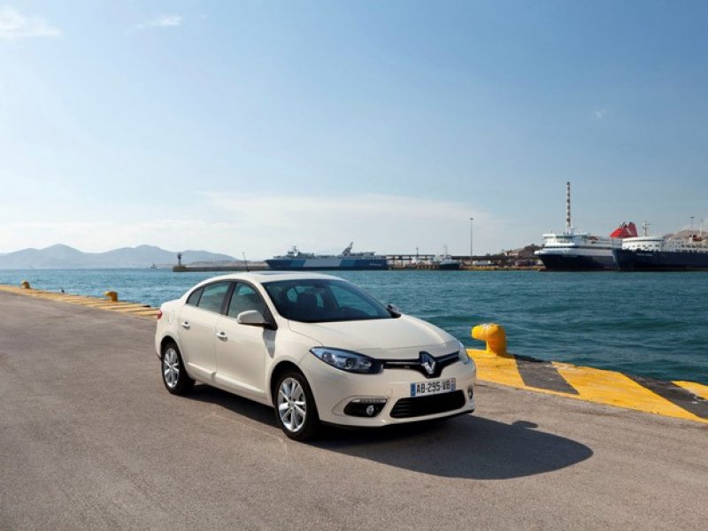 Fluence ganha o novo visual da Renault e é revelado em Istambul
