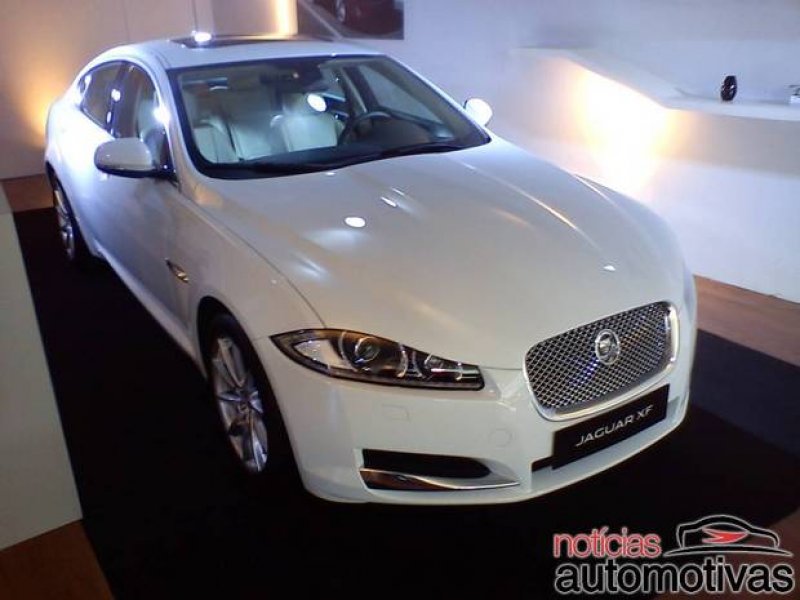 JAGUAR APOSTA EM EXPANSÃO DA REDE – LAND ROVER CONTINUA ESTUDOS SOBRE FÁBRICA