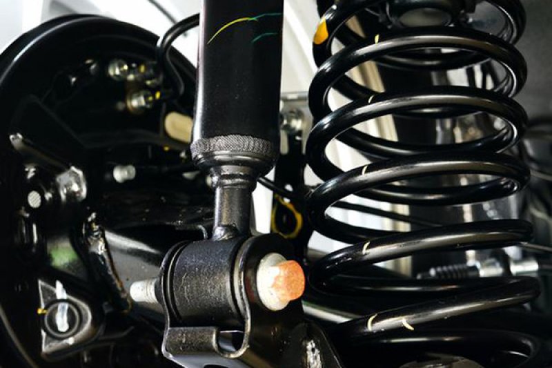 SAIBA COMO CUIDAR DOS AMORTECEDORES