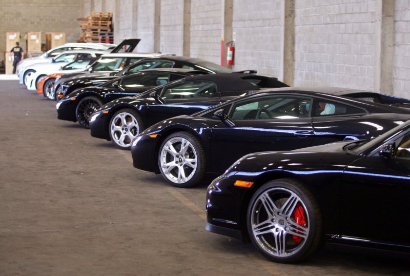 Venda de importados cresce em março