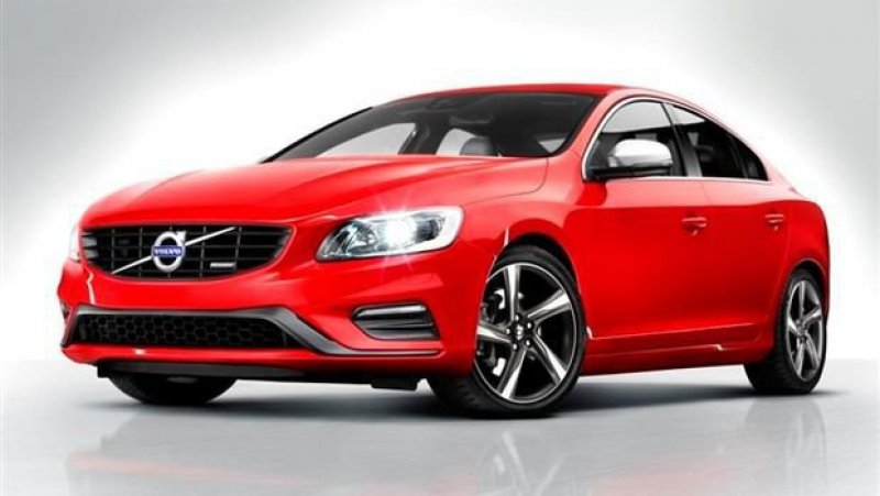 VOLVO TRAZ MODELOS R-DESIGN AO BRASIL