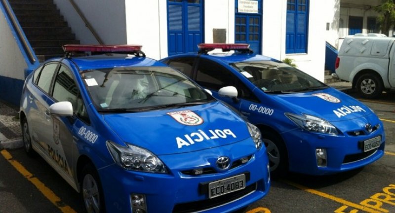 TOYOTA PRIUS ENTRA PARA A FROTA DA POLÍCIA MILITAR DO RIO DE JANEIRO