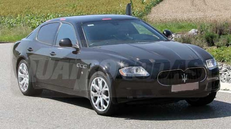 Maserati testa novo sedã médio