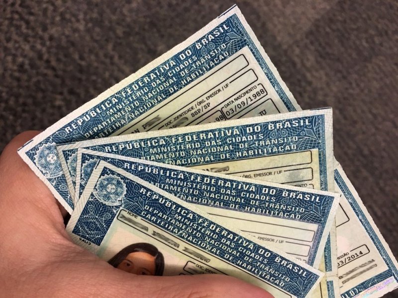 MOTORISTA QUE ESTOURAR 20 PONTOS PERDERÁ CNH