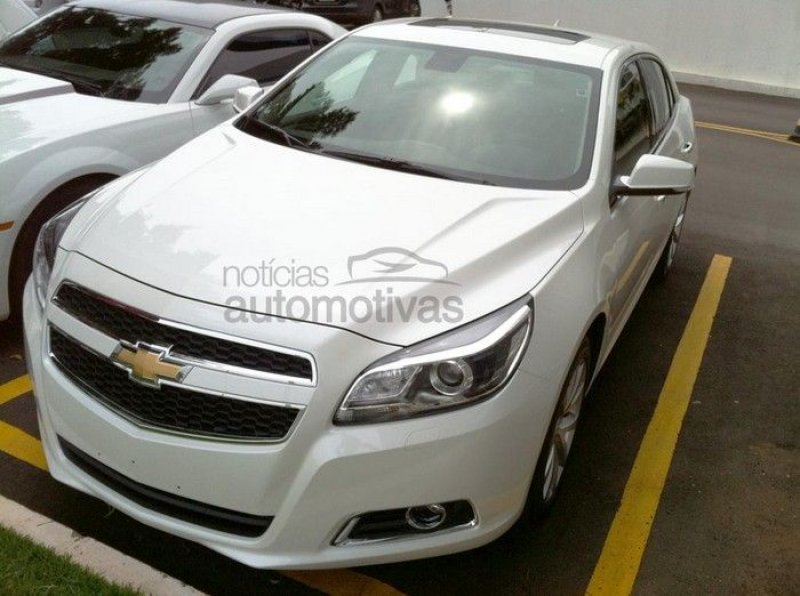 NOVO CHEVROLET MALIBU 2014: CONCESSIONÁRIAS SELECIONADAS RECEBEM ALGUMAS POUCAS UNIDADES – VALOR PEDIDO É DE R$ 116.000