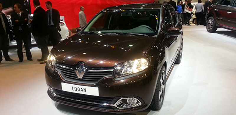 LOGAN DEIXA DE SER "CARRINHO FEIO" DA RENAULT E CHEGA EM NOVEMBRO