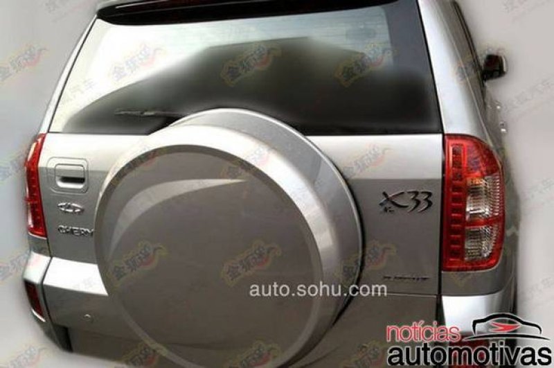 CHERY TIGGO NEW X33 É FLAGRADO COM MOTOR 2.0 E CÂMBIO CVT