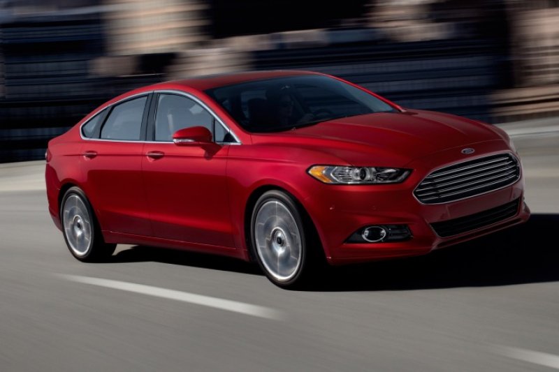 Interessados já enfrentam fila de espera para comprar o novo Ford Fusion 