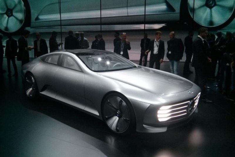 MERCEDES TERÁ QUATRO CARROS ELÉTRICOS NOS PRÓXIMOS ANOS