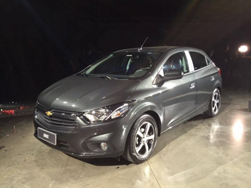 CHEVROLET LANÇA NOVOS ONIX, PRISMA E ONIX ACTIV 2017