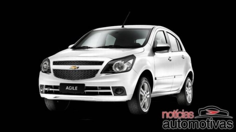 Agile 2013 ganha faróis com máscara negra e parte de R$ 36.390