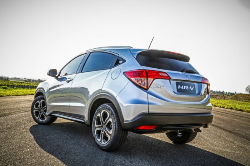  HONDA CONVOCA PROPRIETÁRIOS DO MODELO HR-V PARA A CONFIRMAÇÃO DO APERTO DOS PARAFUSOS DOS CUBOS DAS RODAS TRASEIRAS 