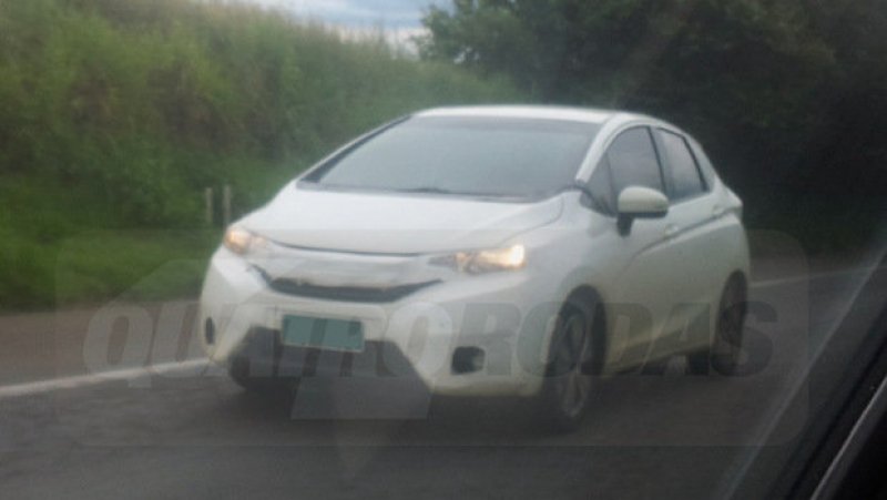 NOVO HONDA FIT É FLAGRADO EM TESTES