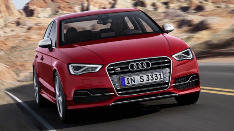 AUDI TRAZ S3 SEDAN POR R$ 207.980