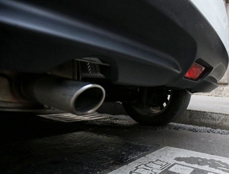 CIDADE ALEMÃ FORÇA MONTADORAS A ZERAR POLUIÇÃO DO DIESEL