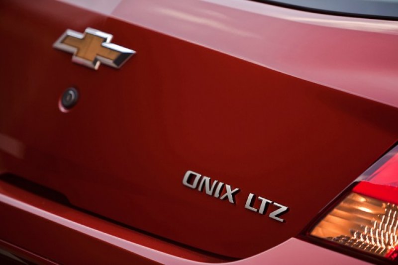 GM confirma Onix e revela detalhes