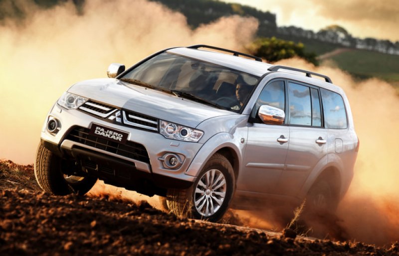 MITSUBISHI LANÇA A LINHA 2014 DO PAJERO DAKAR A PARTIR DE R$ 146,9 MIL